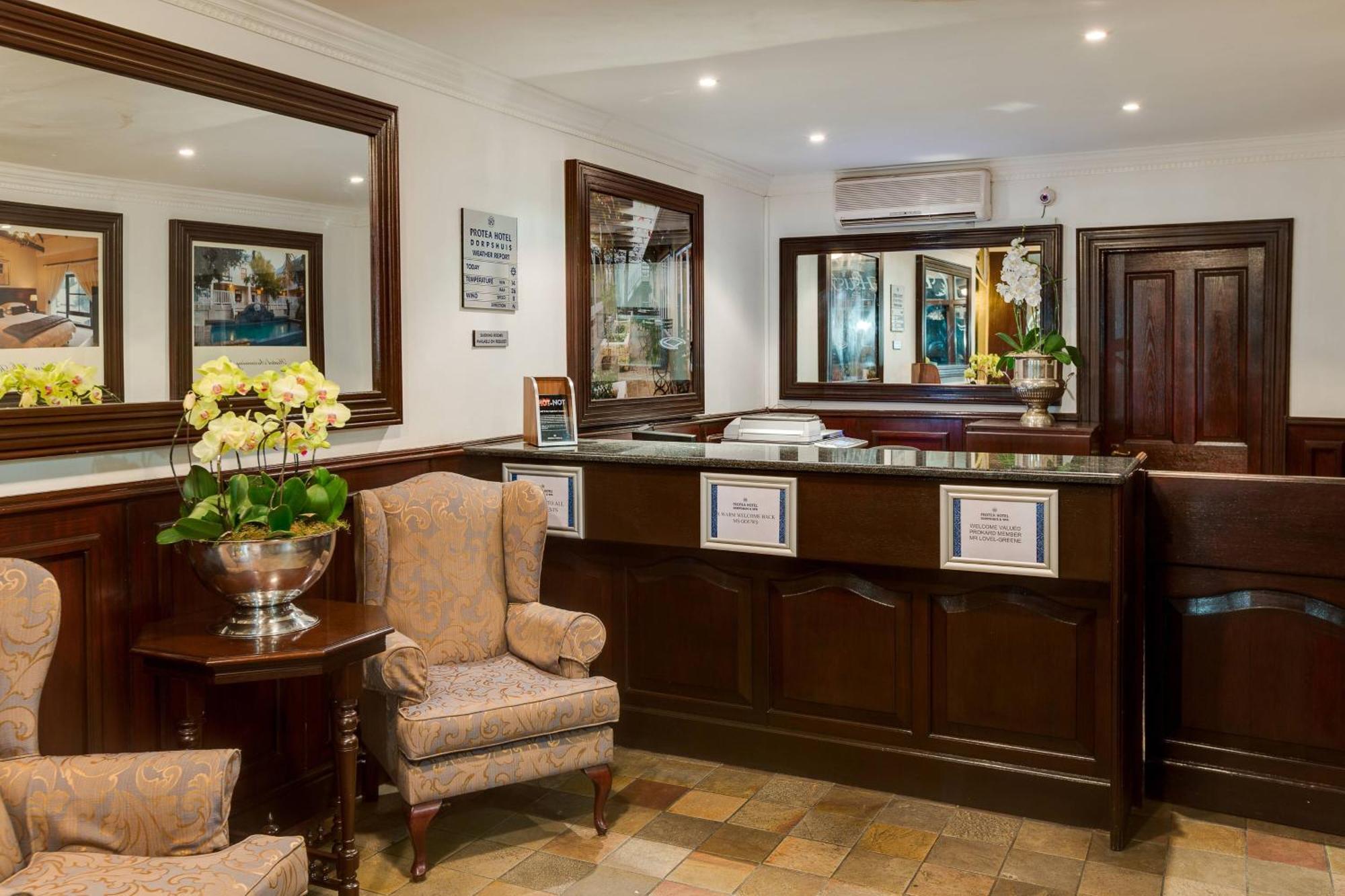 Protea Hotel By Marriott Dorpshuis & Spa סטלנבוש מראה חיצוני תמונה